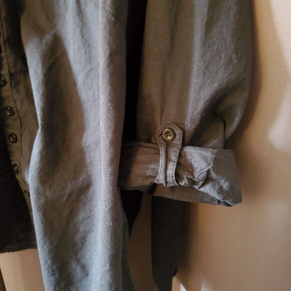 Vtg 90s GAP Cardigan & Edward Black Button Down Shirt, Size M - Picture 6 of 7